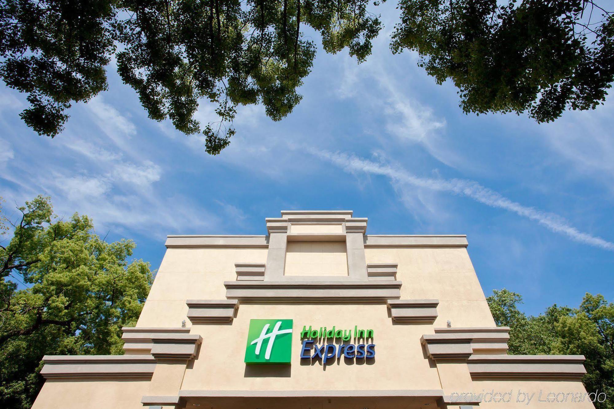 Holiday Inn Express Sacramento Convention Center, An Ihg Hotel Exterior photo